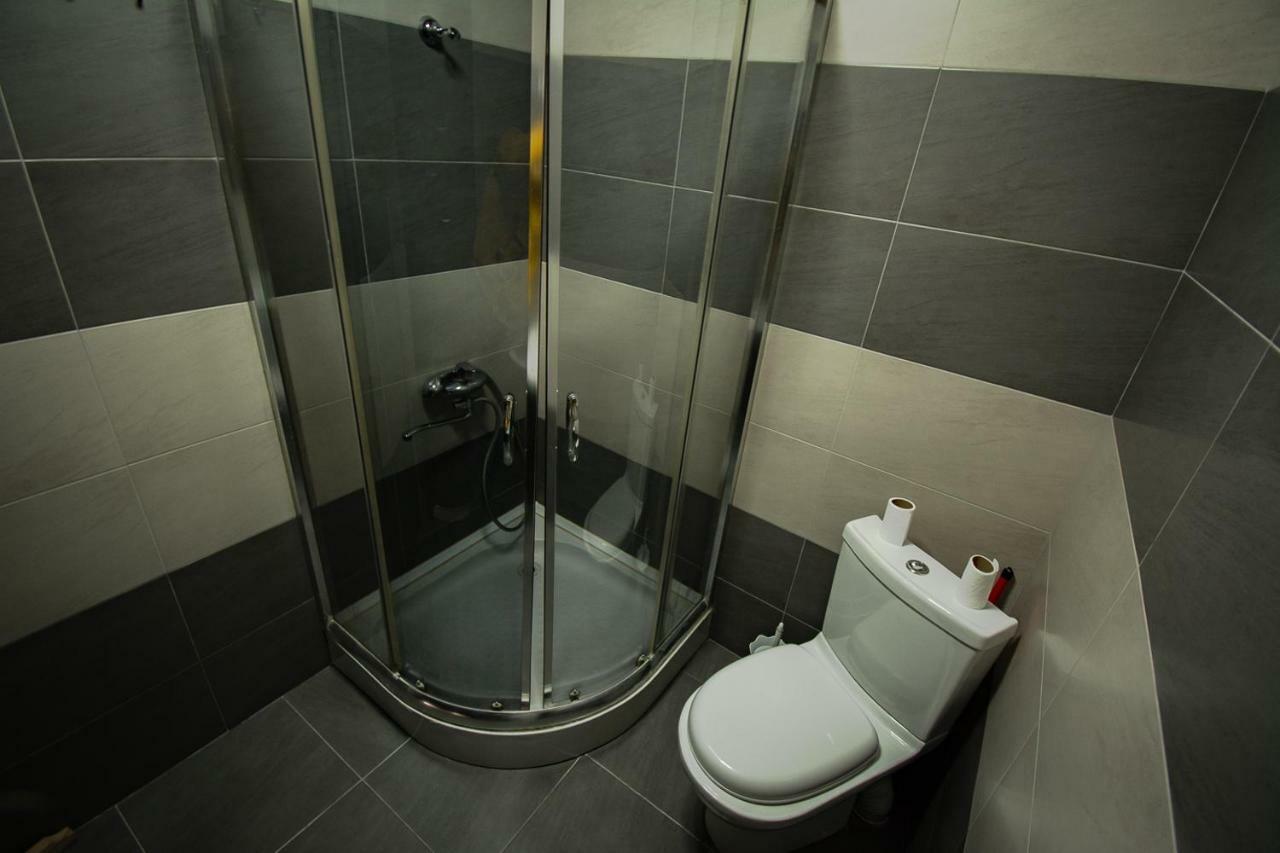 Daros Apartment 巴统 外观 照片
