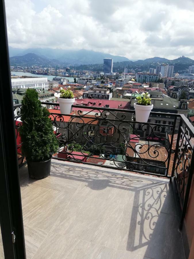 Daros Apartment 巴统 外观 照片